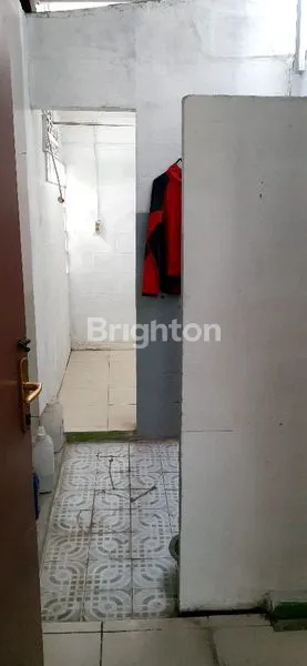 image RUMAH SANGAT STRATEGIS DI KASUARI BINTARO SEKTOR 9 (6)