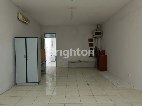 image RUKO SIAP HUNI DI JAKARTA PUSAT, 5 LANTAI, SEMI-FURNISHED (8)