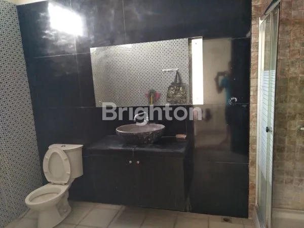 image RUMAH CANTIK FULLY FURNISHED DI KEROBOKAN, LT 135M² (4)
