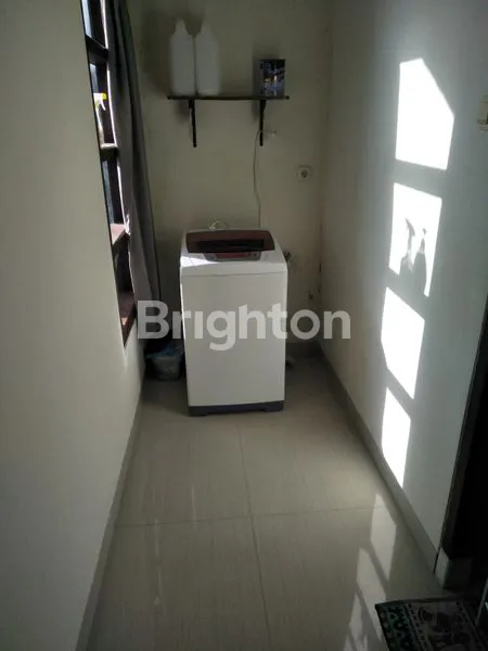 image RUMAH CANTIK FULLY FURNISHED DI KEROBOKAN, LT 135M² (5)