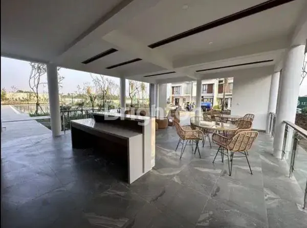 image RUMAH EKSLUSIF LAUSANNE PARK CITRA RAYA– DEPAN CIPUTRA MALL (8)