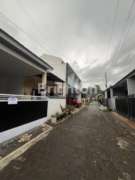 image DISEWAKAN RUMAH LUAS & STRATEGIS – PEMOGAN, DENPASAR (8)