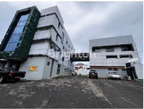 image GEDUNG STRATEGIS DI SAHARJO, 4 LANTAI, LT 1467M² (2)
