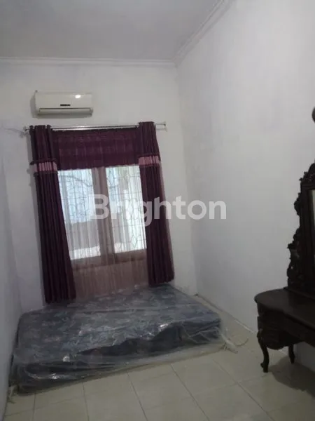 image DIJUAL RUMAH SIAP HUNI DAN TERAWAT DEKAT RAYA DHARMAHUSADA (3)