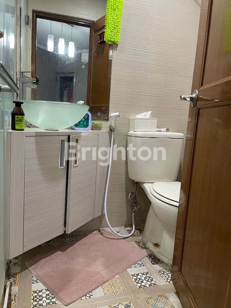 image APARTEMEN GADING MEDITERANIA 3 BEDROOM (2)