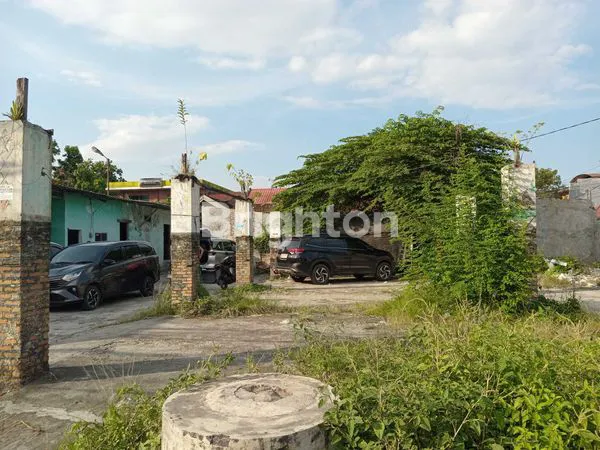LAHAN STRATEGIS 728M² DI JL. GAJAH MADA MEDAN