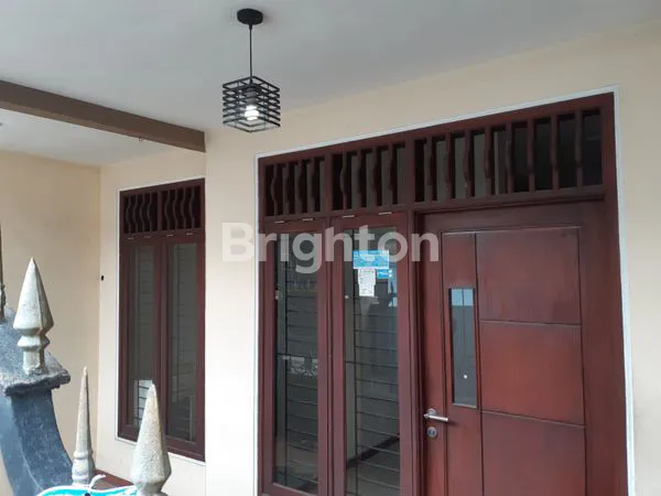 image DI JUAL RUMAH 2 LANTAI DI MANUKAN (3)