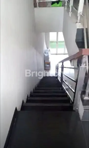 image DISEWAKAN RUMAH 2 LANTAI, LT 140M² DI PONDOK AREN (5)