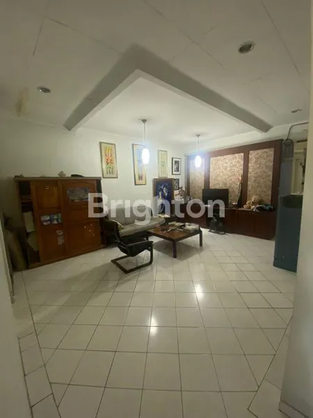 image RUMAH DI LIPPO KARAWACI TANGERANG  (2)
