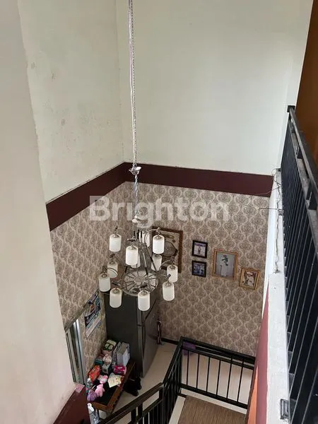 image RUMAH MEWAH DI PERUM SAMARINDA CITY DEKAT DENGAN RUMAH SAKIT MOEIS (5)