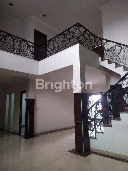 JUAL / SEWA RUMAH BATUNUNGGAL JELITA