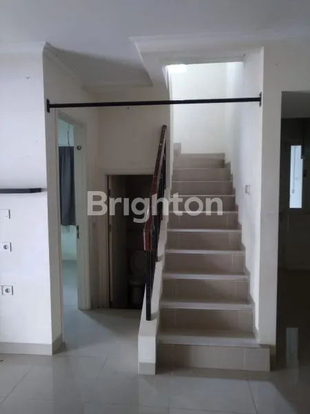image RUMAH SIAP HUNI DI CLUSTER THOMSON, SUMMARECON SERPONG (2)