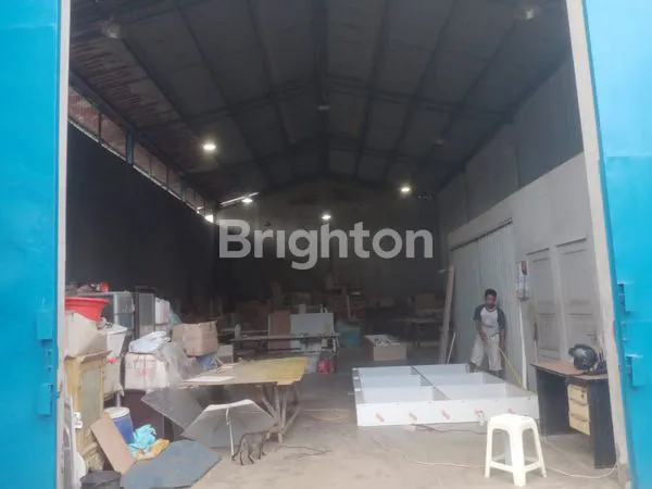 image GUDANG LUAS 645M² DI KAMAL, STRATEGIS & SIAP PAKAI (2)