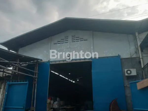 image GUDANG LUAS 645M² DI KAMAL, STRATEGIS & SIAP PAKAI (1)