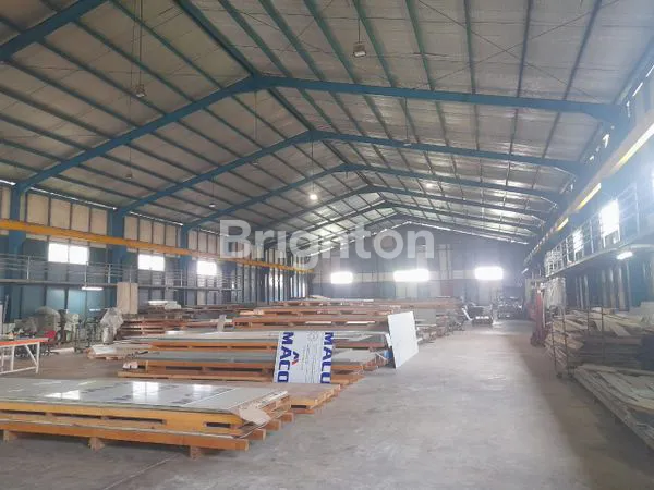 image GUDANG SIAP PAKAI LOKASI STRATEGIS BONUS CRANE HOIDT 5 TON LUAS TANAH 5.810, LUAS WORKSHOP 1500, LUAS OFFICE  250 SERTIFIKAT SHM (2)