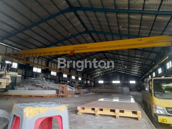 image GUDANG SIAP PAKAI LOKASI STRATEGIS BONUS CRANE HOIDT 5 TON LUAS TANAH 5.810, LUAS WORKSHOP 1500, LUAS OFFICE  250 SERTIFIKAT SHM (7)
