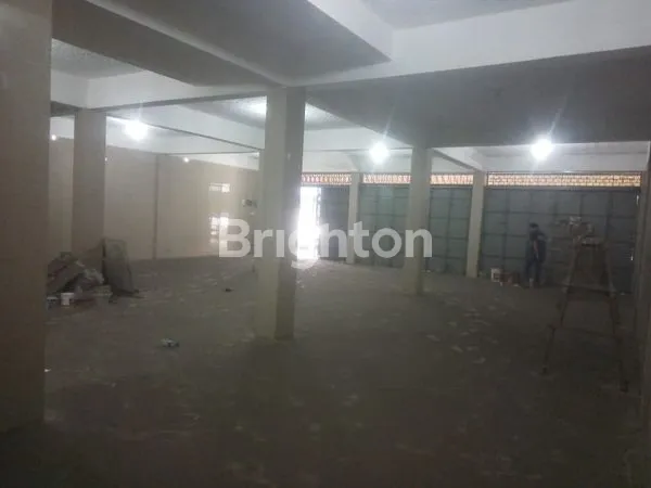 image RUKO GANDENG 3 UNIT ..STRATEGIS 3 LANTAI DI PUSAT KOTA MEDAN (4)