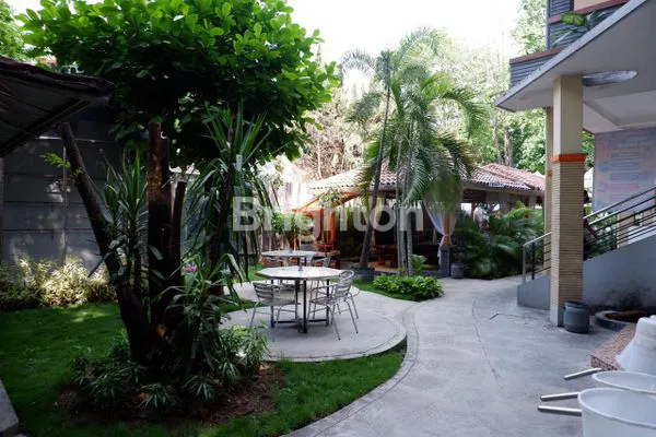 image BANGUNAN EX RESTO LOKASI STRATEGIS MANAHAN (6)