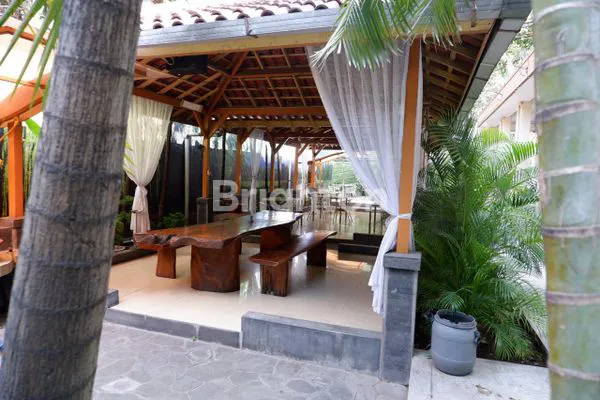 image BANGUNAN EX RESTO LOKASI STRATEGIS MANAHAN (5)