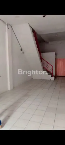 image RUKO 2 ½ TINGKAT SIAP HUNI DI JL KRAKATAU (2)