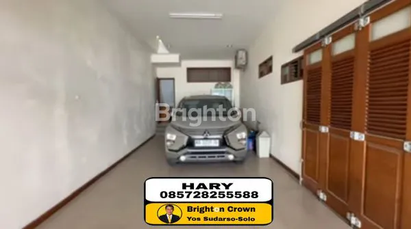 image DI JUAL RUMAH MEWAH 2 LANTAI HARGA NEGO, LOKASI DITENGAH KOTA DENGAN SUASANA YANG NYAMAN DAN TENANG SESUAI KEBUTUHAN UNTUK KELUARGA ANDA DAN DEKAT DENGAN INFRASTRUKTUR PENTNG HARGA YANG KOMPETITIF SESUAI DENGAN KUALITAS STRUKTUR BANGUNAN YANG TAHAN GEMPA! (3)