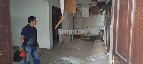 image RUMAH HUNIAN LAMA DI LOKASI SETIABUDI JAKARTA SELATAN SHM (4)