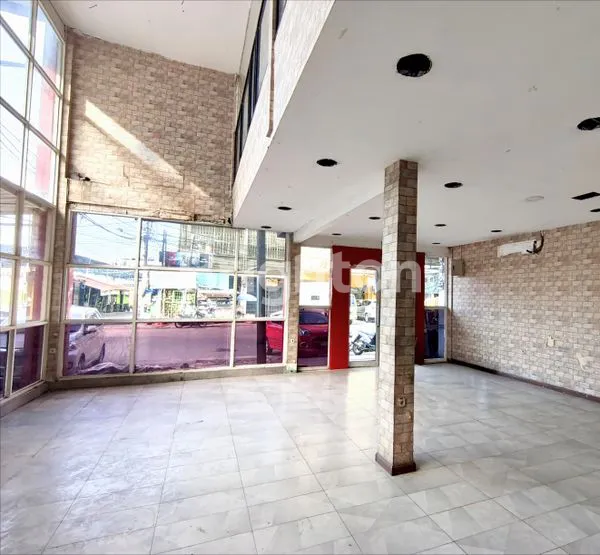 image RUKO HOOK/SUDUT JALAN ASIA SIAP HUNI (3)