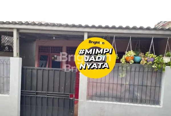 image RUMAH 2 UNIT SHM, LT 86M² DI PETUKANGAN UTARA (1)