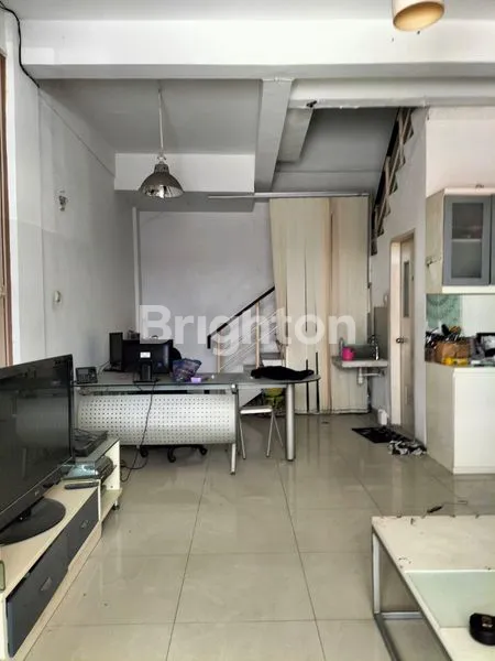 image RUKO 21 KLAMPIS 3 LANTAI (2)