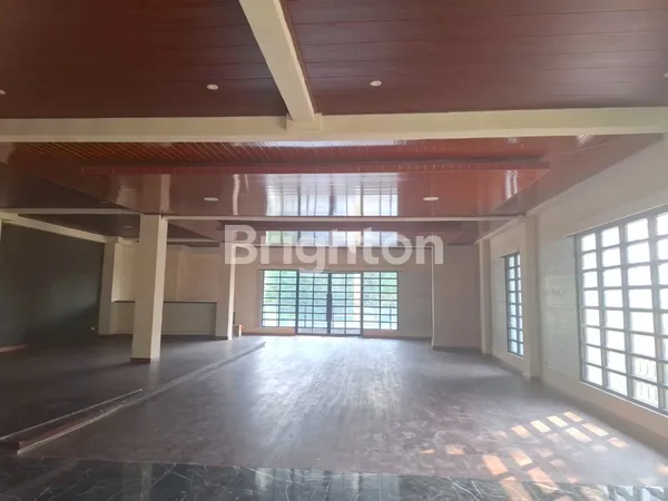 image GEDUNG KOMERSIAL TIGA LANTAI DI HIGH TRAFFIC GANDARIA KEBAYORAN BARU (7)