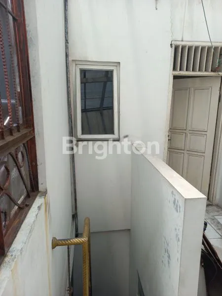 image HUNIAN STRATEGIS 4KT DI JAKARTA PUSAT, DEKAT TOL, SHM (8)