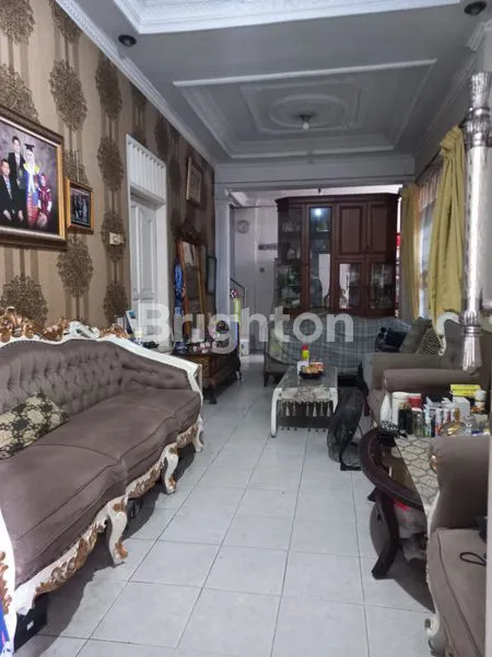 image HUNIAN STRATEGIS 4KT DI JAKARTA PUSAT, DEKAT TOL, SHM (4)