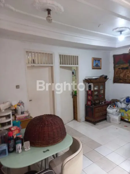 image HUNIAN STRATEGIS 4KT DI JAKARTA PUSAT, DEKAT TOL, SHM (6)