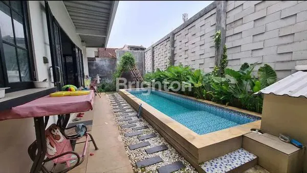 image RUMAH SANGAT BESAR DI KELAPA DUA CIMANGGIS (8)