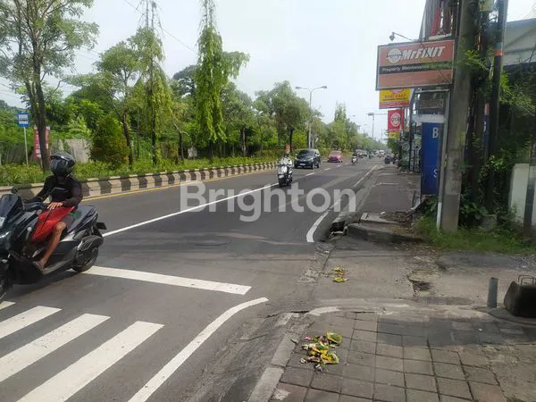 image RUKO STRATEGIS DI JALAN BY PASS NGURAH RAI, LT 100M² (3)