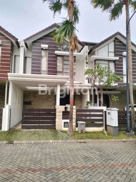 image DIJUAL RUMAH 2 LANTAI FULL FURNISHED SIAP HUNI FACADE CANTIK AREA GRAND PERMATA JINGGA MANGLIAWAN PAKIS KABUPATEN MALANG (1)
