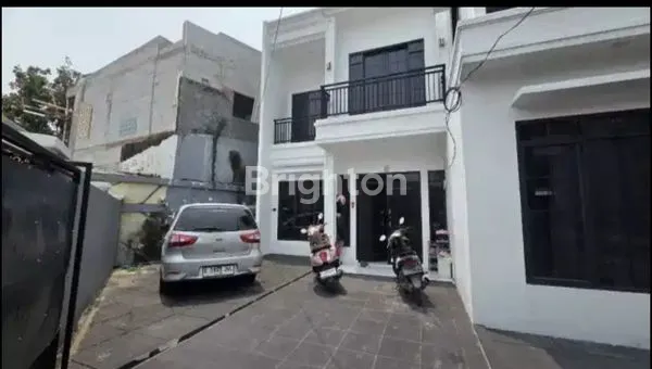 image RUMAH 2 LANTAI CENGKARENG  (7)