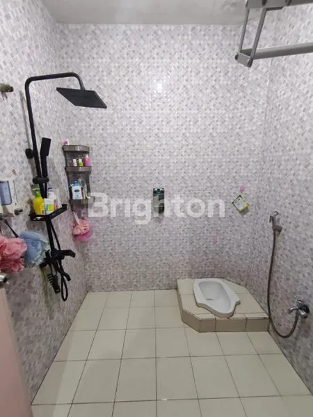 image RUMAH 2 LANTAI SHM DI KOMPLEK BOROBUDUR PHARMINDO (6)