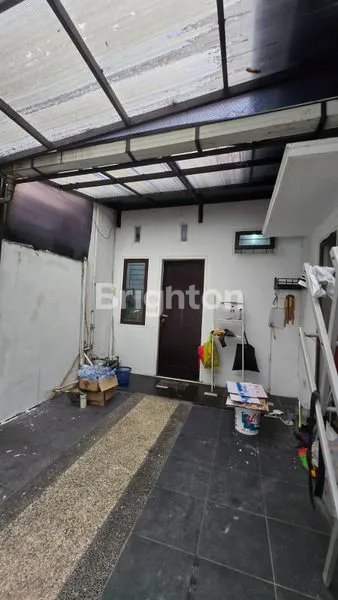 image RUMAH CANTIK LOKASI STRATEGIS DI PEKANBARU (3)