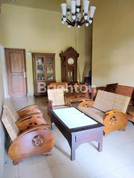 image RUMAH 2 LANTAI SIAP HUNI DEKAT KOTA (4)