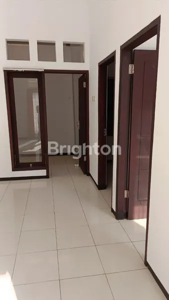 image RUMAH BANGUNAN BARU DI AREA KOTA MALANG (2)