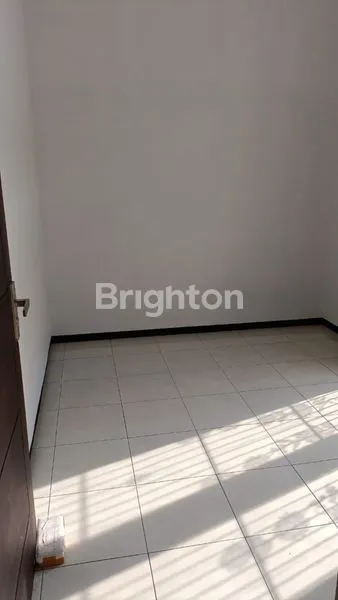 image RUMAH BANGUNAN BARU DI AREA KOTA MALANG (4)