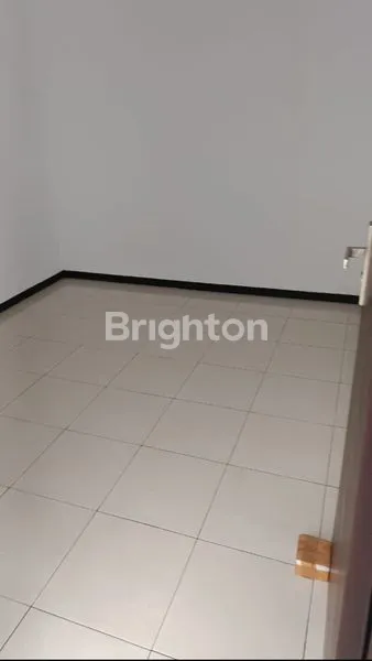 image RUMAH BANGUNAN BARU DI AREA KOTA MALANG (3)