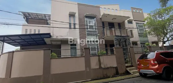 image RUMAH STRATEGIS DI BSD, LT 250M² DEKAT TOL & STASIUN (2)