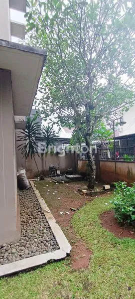 image RUMAH STRATEGIS DI BSD, LT 250M² DEKAT TOL & STASIUN (8)