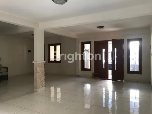 image JUAL RUMAH TERAWAT TAMAN PEGANGSAAN INDAH, JAKARTA UTARA (2)