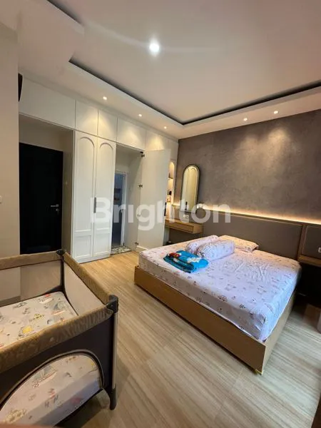 image RUMAH GUNUNG ANYAR TAMBAK MODERN (5)