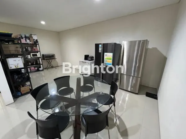 image 2M AN RUMAH LEBAR 7 BARU RENOVASI TAMAN PUSPA RAYA CITRALAND SURABAYA BARAT (4)