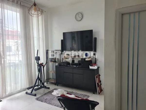 image RUMAH 4 KT DI DUTA BINTARO, 5 MENIT KE TOL IKEA (2)