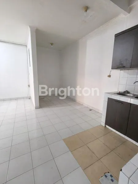 image RUMAH DURI KEPA 2 LANTAI DEKAT CENTRAL PARK MALL JAJARTA BARAT (5)